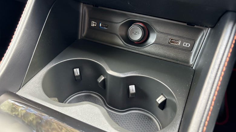 MG HS 1.5 T-GDI Trophy 5dr DCT Petrol Hatchback